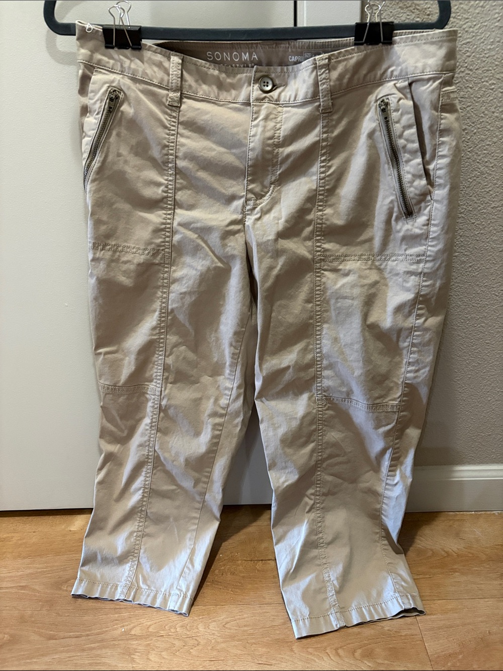 Sonoma tan capris